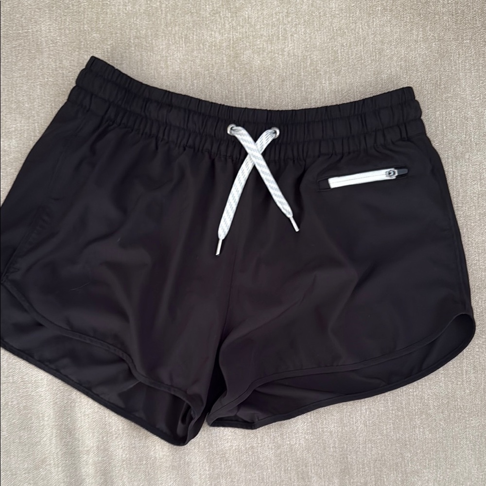 Vuori clementine Athletic Shorts